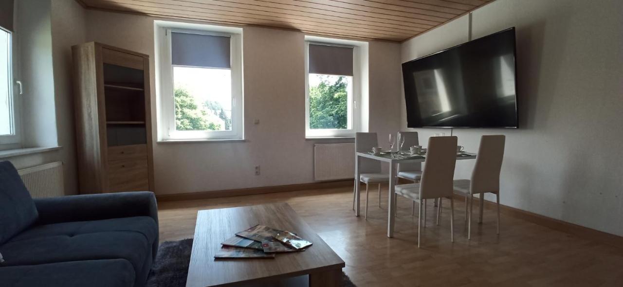 Ferienwohnung 2 Am Hofladen Hellendorf Bad Gottleuba-Berggiesshuebel Bagian luar foto