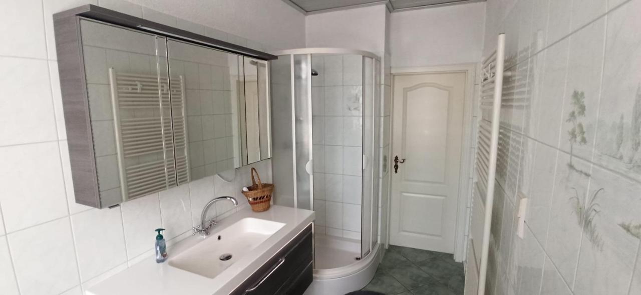 Ferienwohnung 2 Am Hofladen Hellendorf Bad Gottleuba-Berggiesshuebel Bagian luar foto