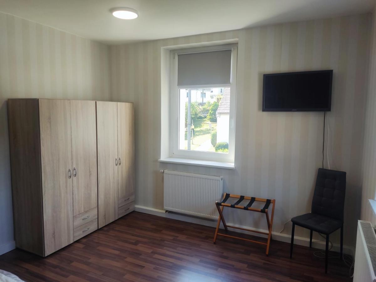 Ferienwohnung 2 Am Hofladen Hellendorf Bad Gottleuba-Berggiesshuebel Bagian luar foto
